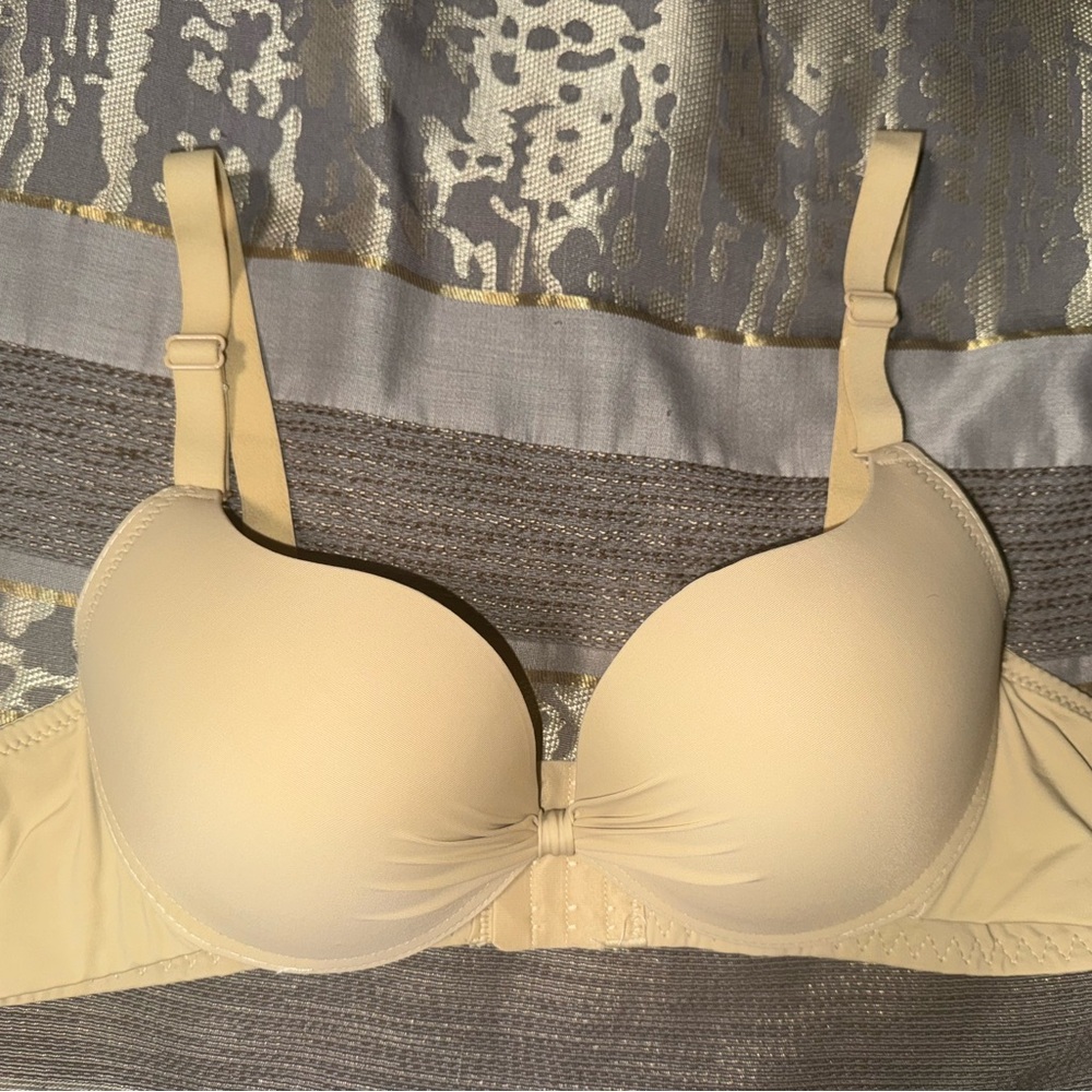 New bra 36C